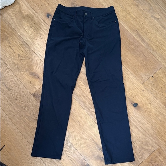 lululemon ABC CLASSIC Navy Dress Pants - Picture 3 of 3